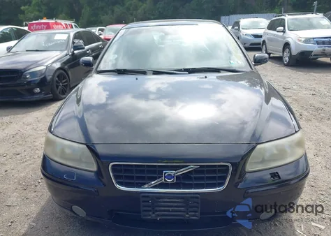 2006 Volvo S60 2.5T из США, поврежденный, VIN YV1RS592362544874